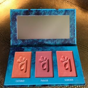 Alamar Colorete Blush Trio in Fair-Light BRAND NEW